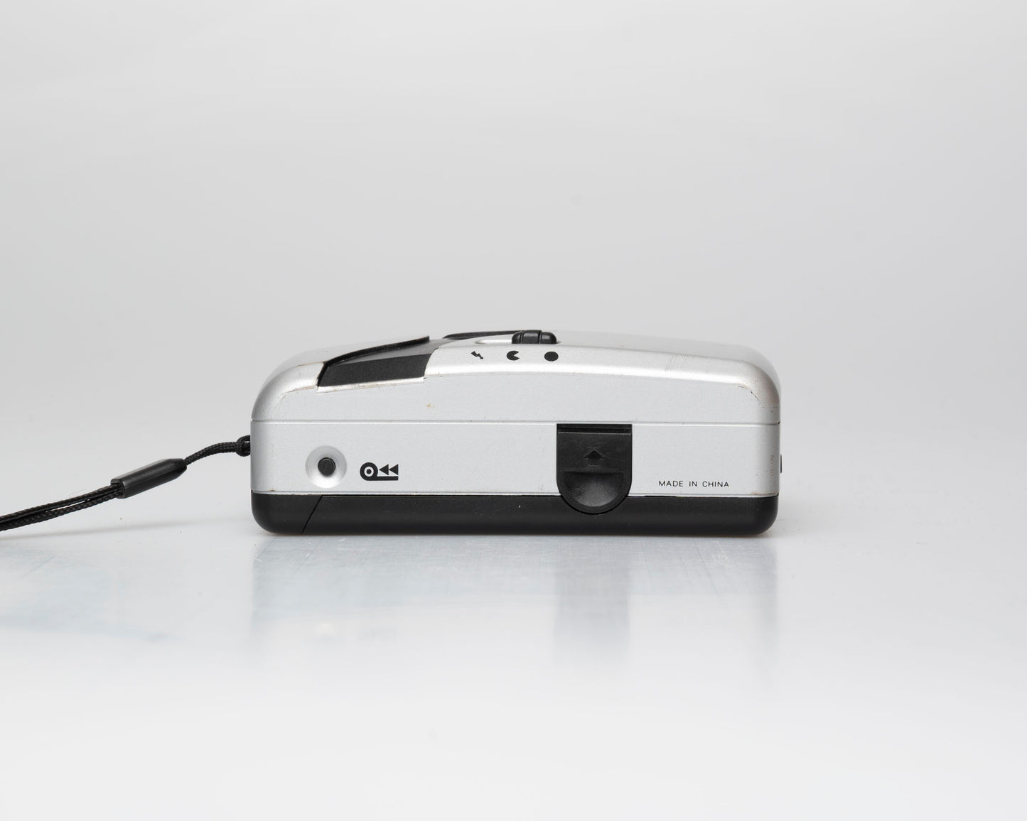Bell and Howell 602 35mm camera