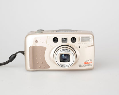 Appareil photo Bell and Howell Z-200 autofocus 35 mm avec étui (série A3702522)