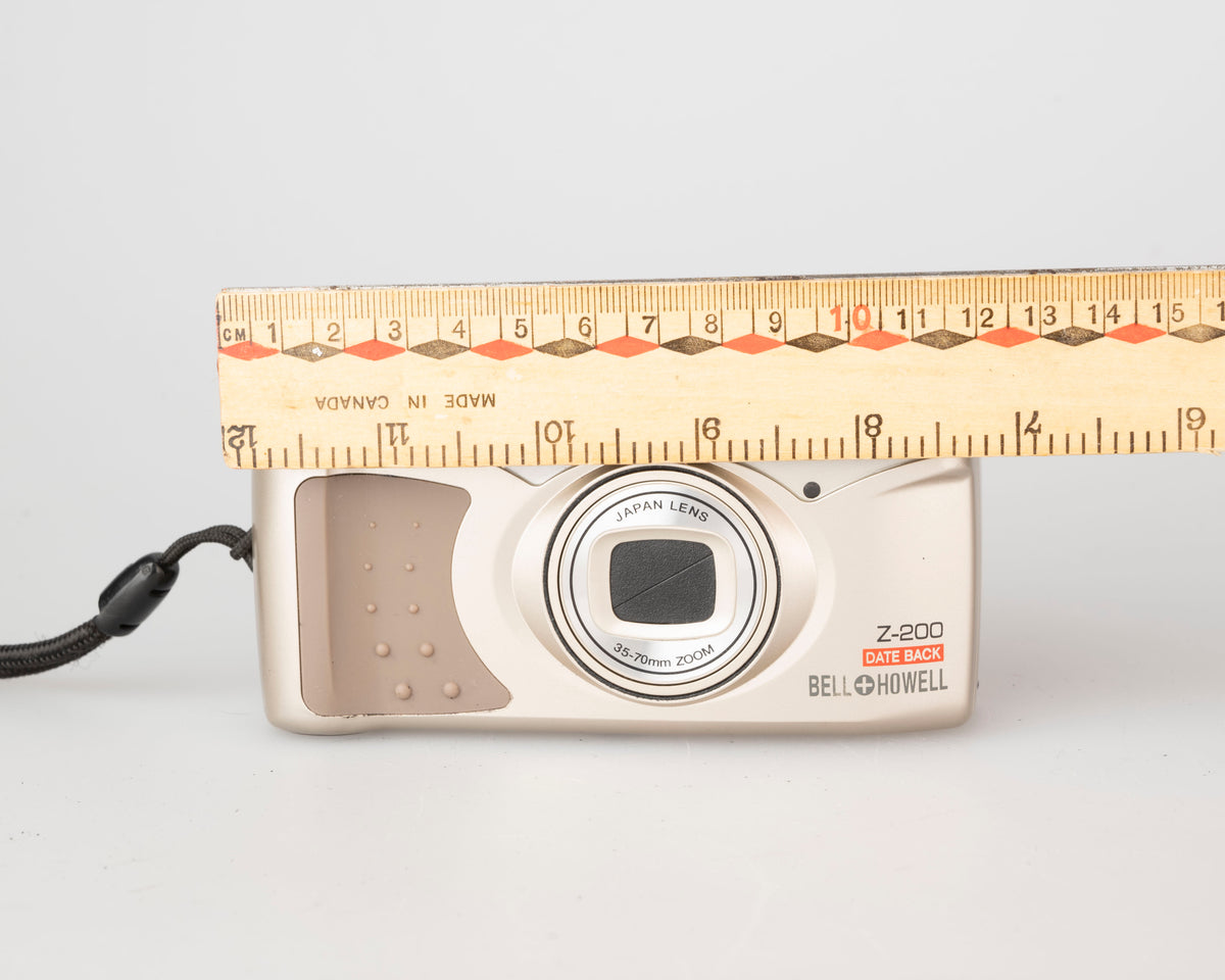 Appareil photo Bell and Howell Z-200 autofocus 35 mm avec étui (série A3702522)