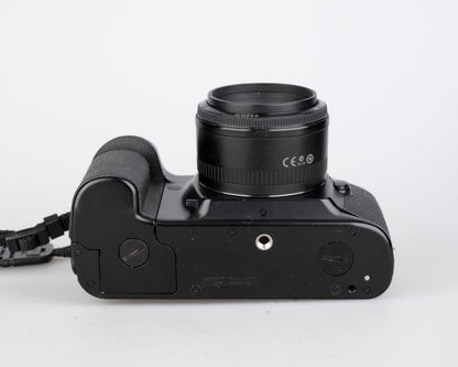 Canon EOS-1N Reflex professionnel 35 mm avec objectif EF 50 mm f1.8 (série 115003)