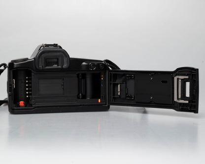 Canon EOS Rebel reflex 35mm avec objectif Canon EF 28-80mm