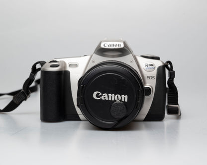 Canon EOS Rebel 2000 reflex 35mm avec objectif Canon EF 35-80 + étui toujours prêt
