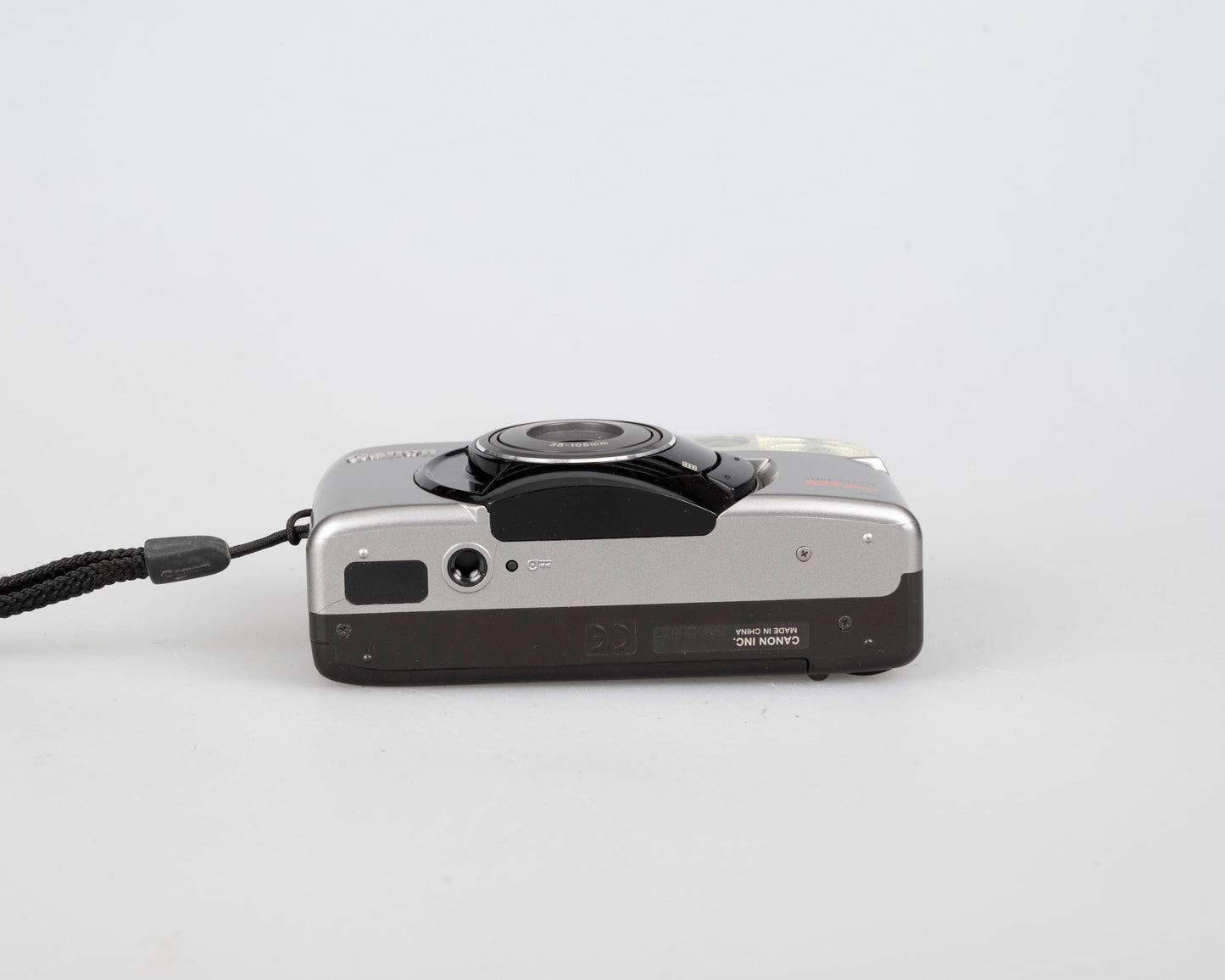 Appareil photo argentique Canon Sure Shot 105 Zoom 35 mm avec étui (série 3333871)