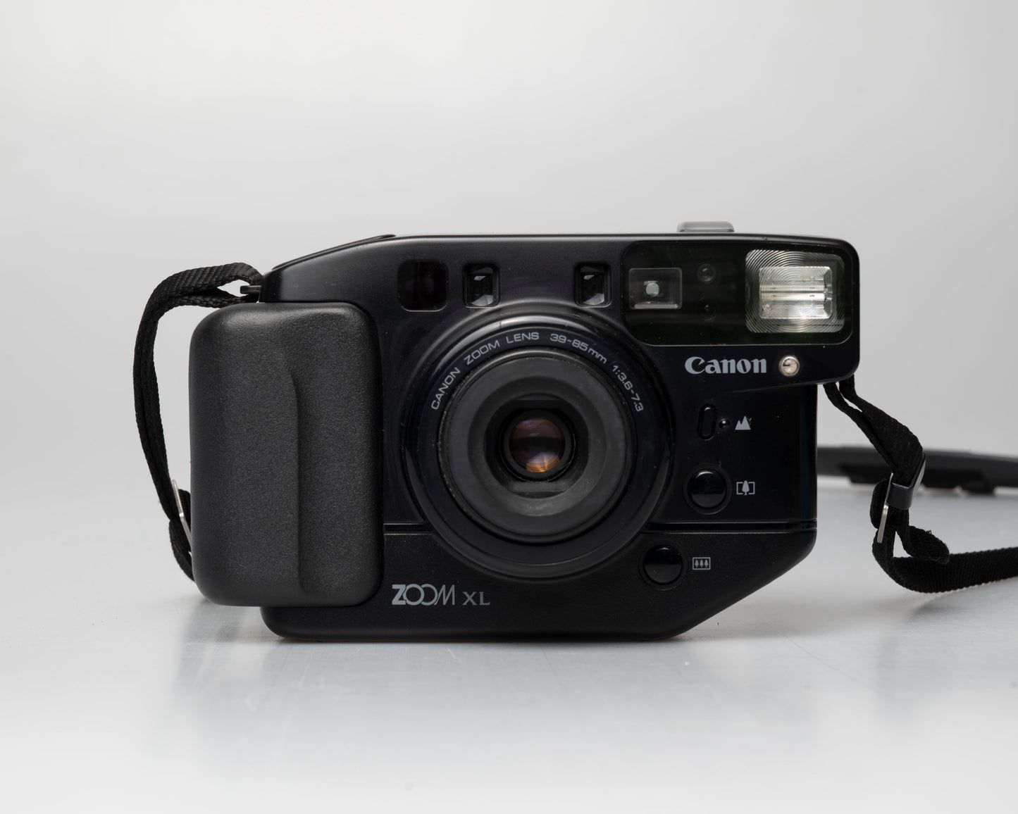 Canon Sure Shot Zoom XL 35mm film camera w/ case (serial 1186338)