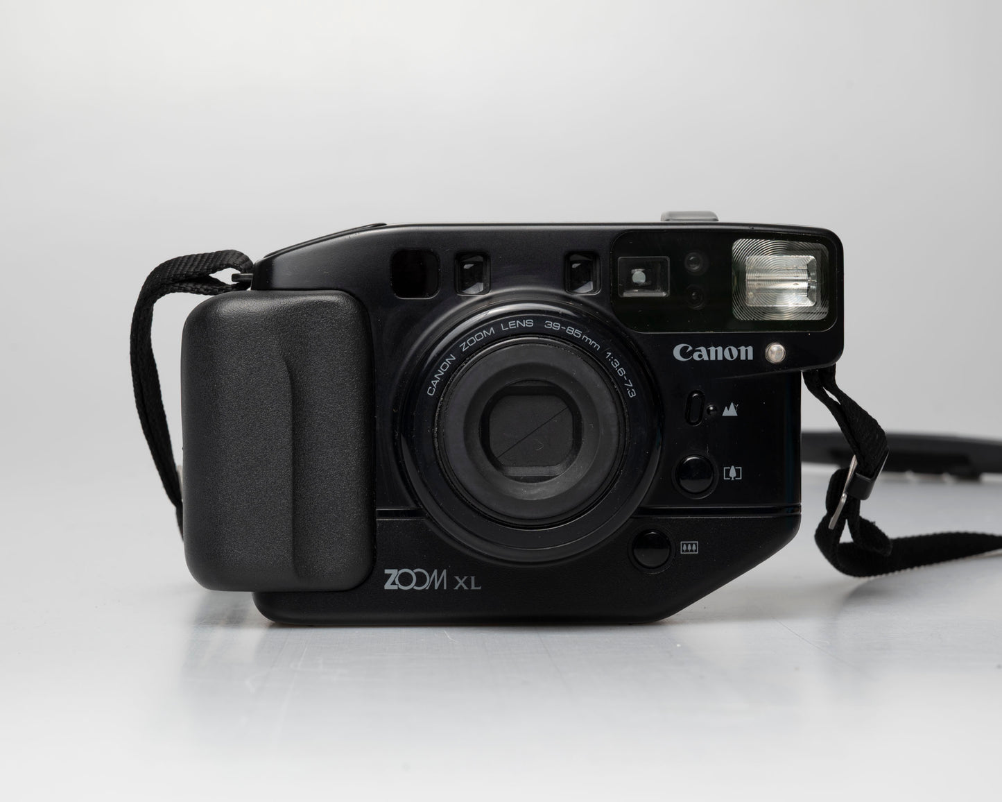 Canon Sure Shot Zoom XL 35mm film camera w/ case (serial 1186338)