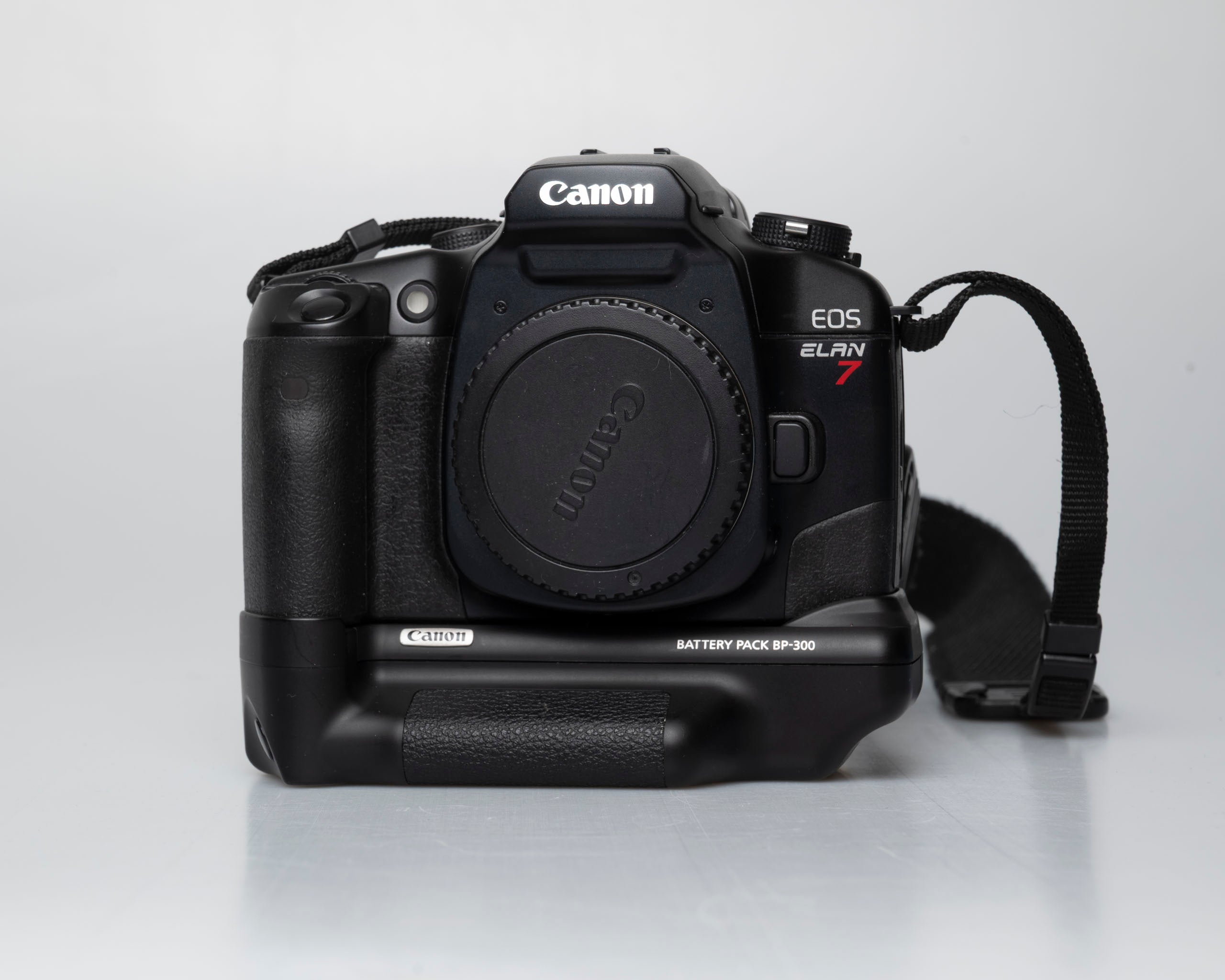 Canon BP-300 Battery pack with vertical-grip shutter button (for