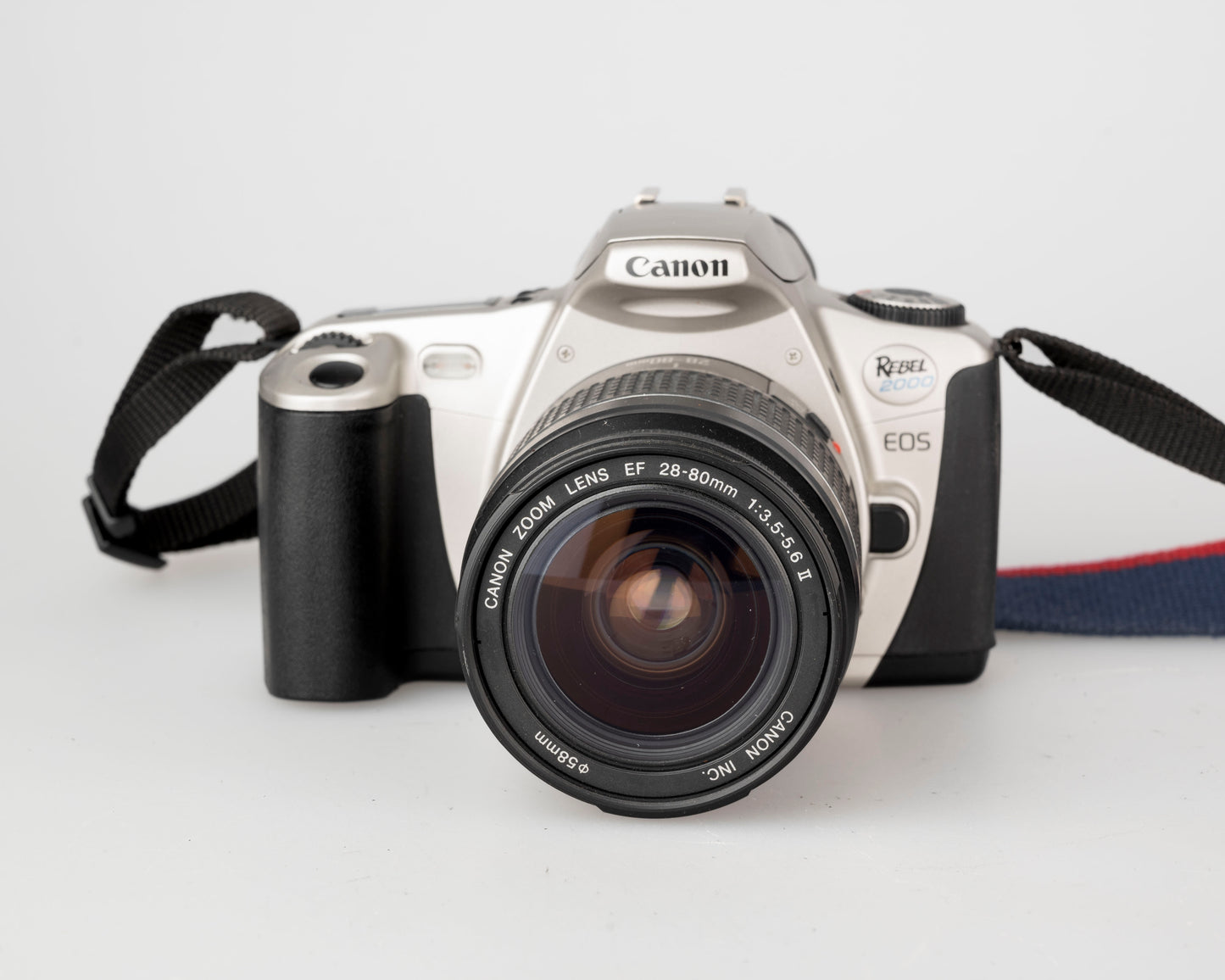 Canon EOS Rebel 2000 35mm film SLR w/ Canon EF 35-80 lens (serial 82008652)