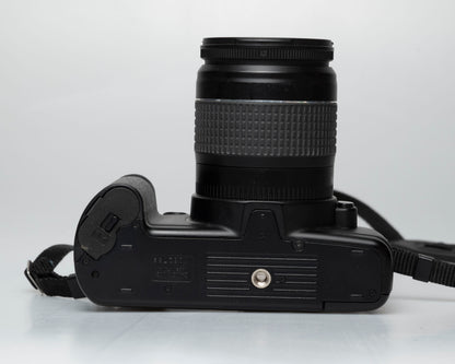 Canon EOS Rebel G 35mm film SLR avec objectif Canon EF 28-80mm (numéro de série 1062789)