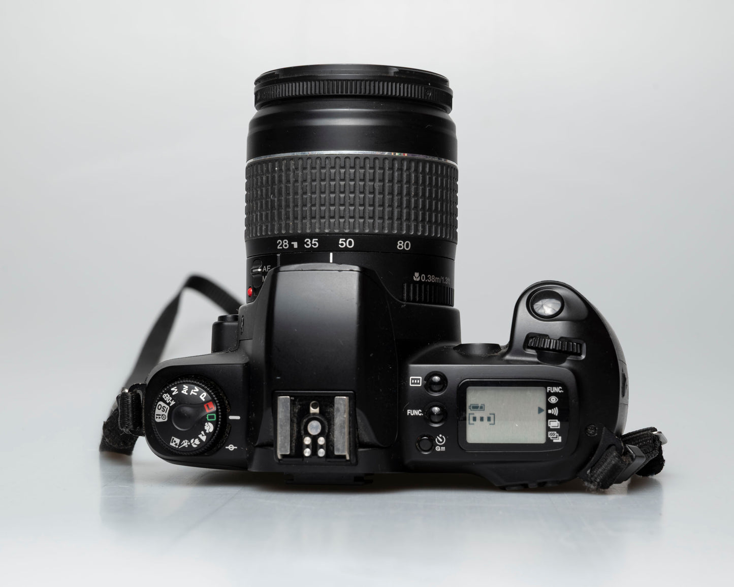 Canon EOS Rebel G 35mm film SLR avec objectif Canon EF 28-80mm (numéro de série 1062789)