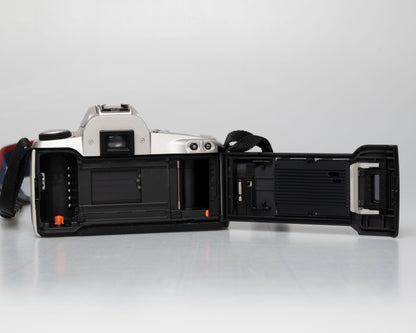 Canon EOS Rebel G reflex 35 mm à film avec objectif Canon EF 35-90 (série 5513204)