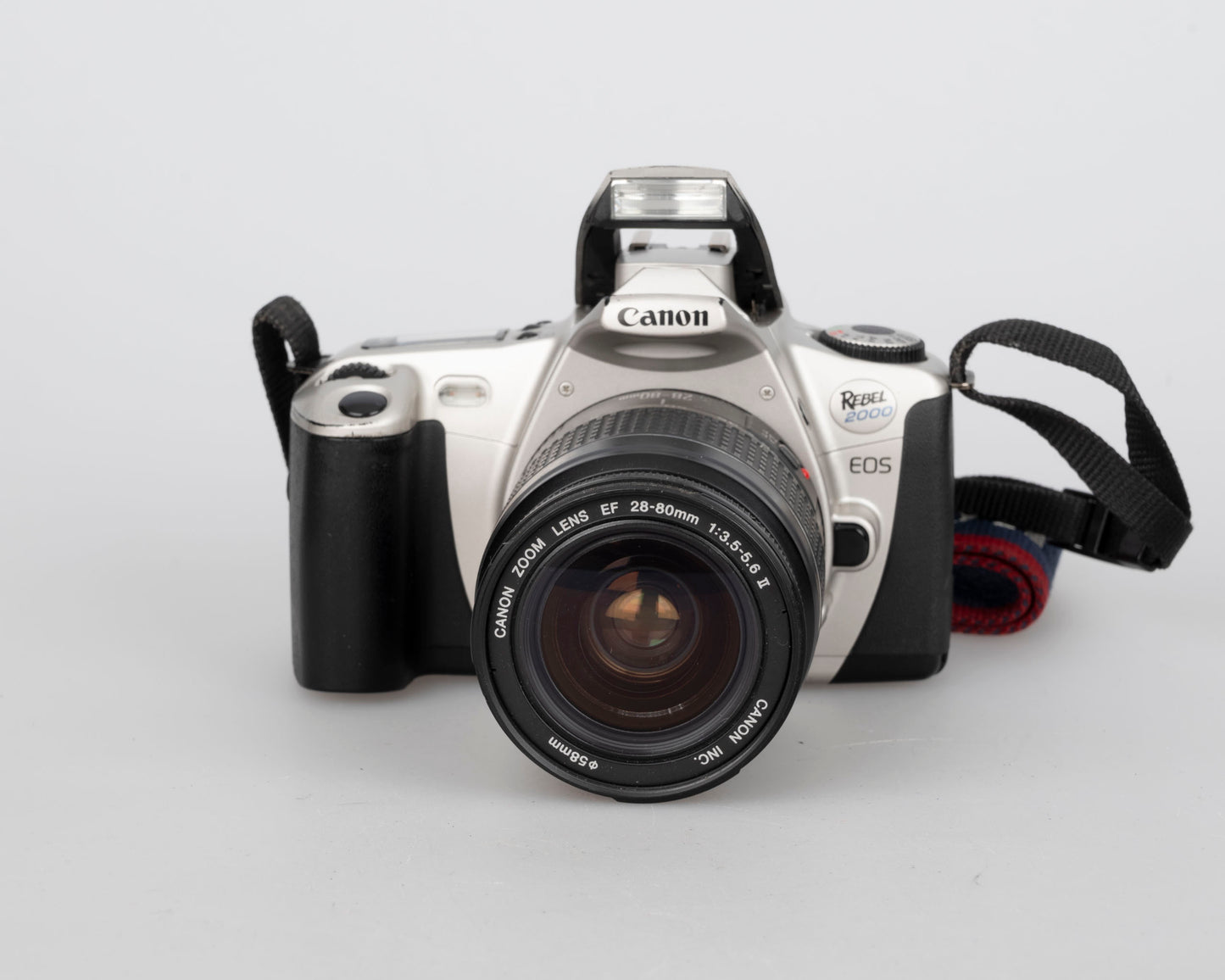 Canon EOS Rebel 2000 35mm film SLR w/ Canon EF 35-80 lens (serial 3557180)