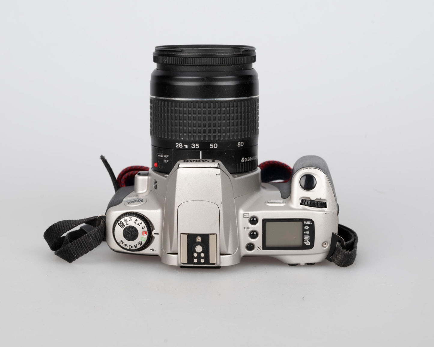 Canon EOS Rebel 2000 35mm film SLR w/ Canon EF 35-80 lens (serial 3557180)