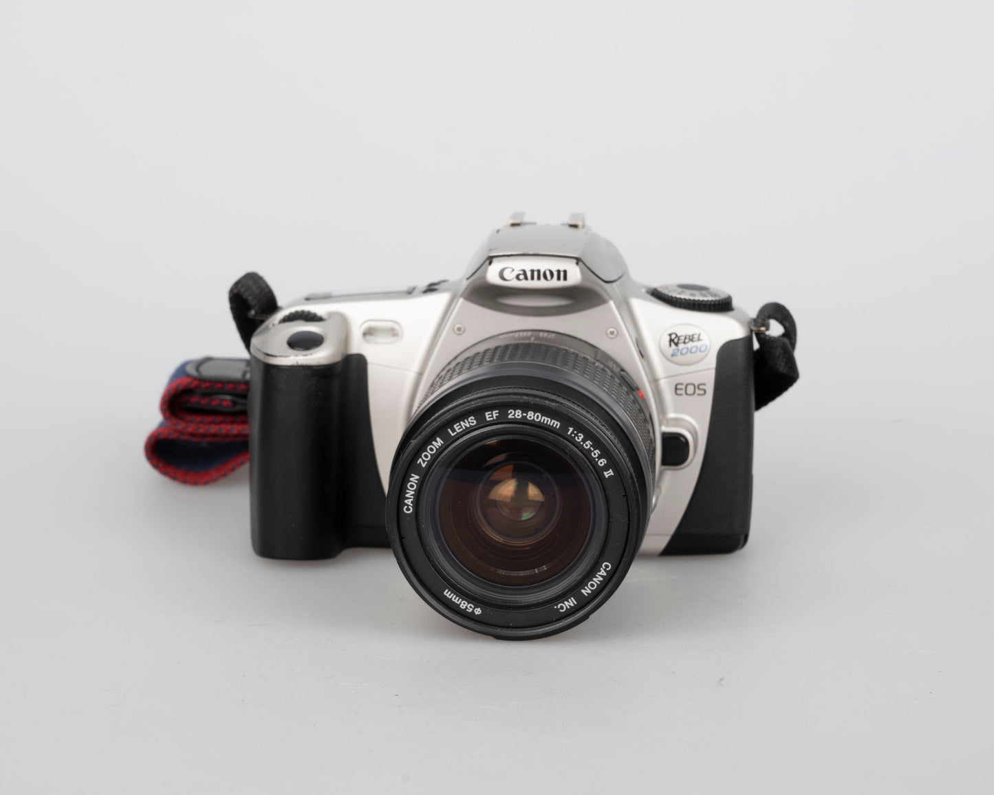 Canon EOS Rebel 2000 35mm film SLR w/ Canon EF 35-80 lens (serial 3557180)