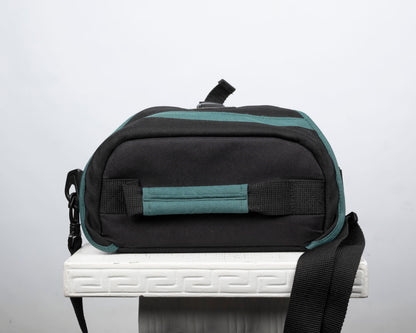 Canon black and green mid-sized camera shoulder bag
