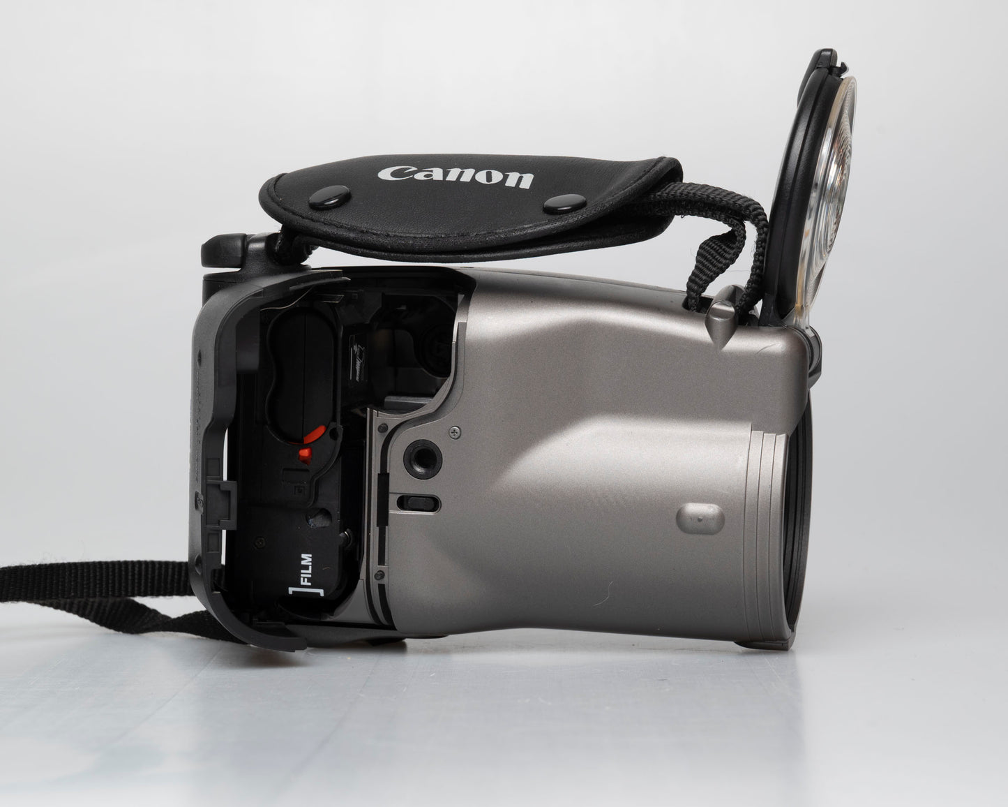 Canon Photura advanced 35mm film camera (serial 2100595)