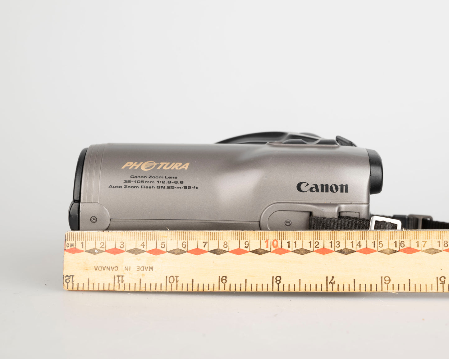 Appareil photo argentique avancé Canon Photura 35 mm avec étui (série 2209510)