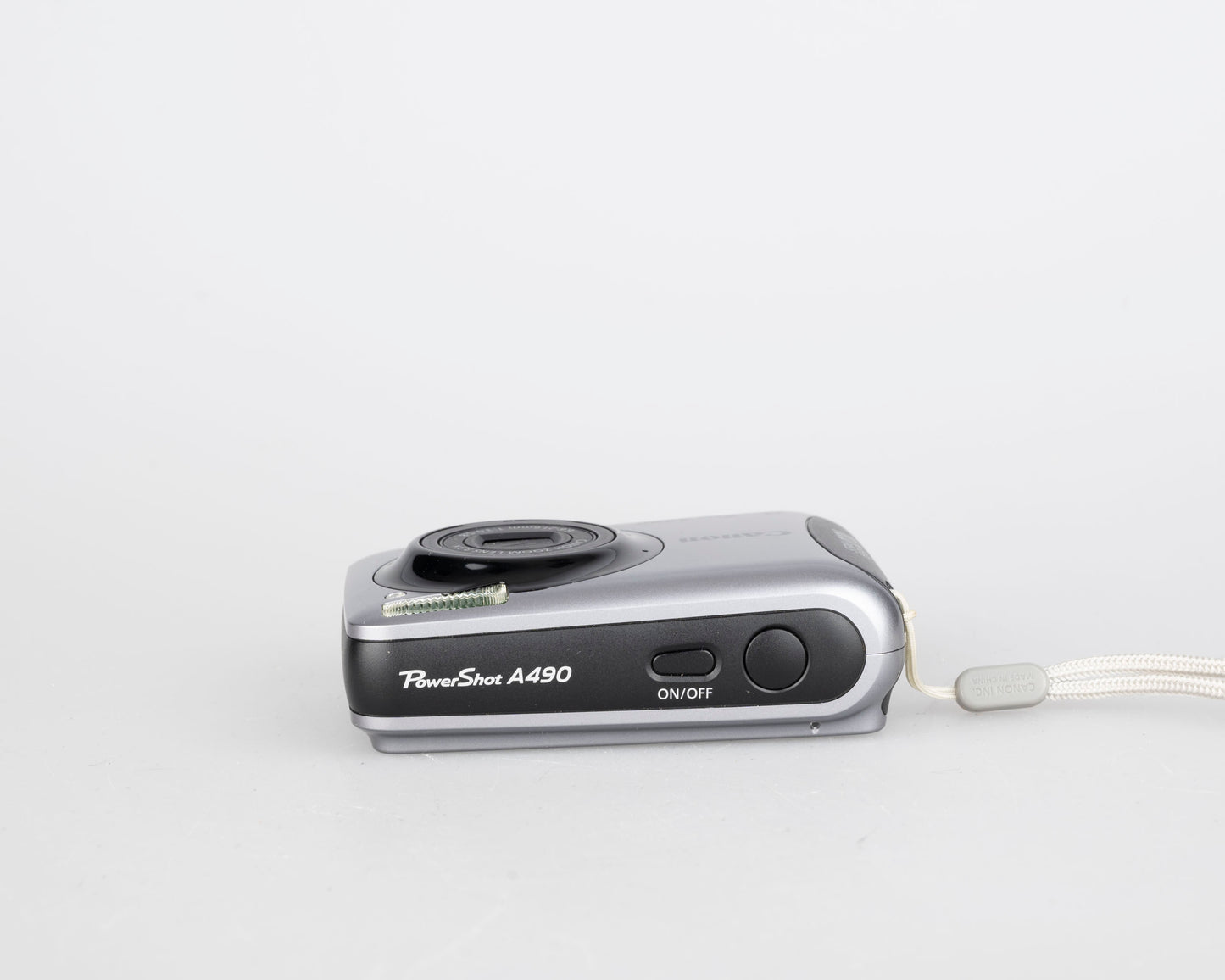 Canon Powershot A490 digicam 10 MP CCD sensor w/ original box + manuals + 2GB SD card (uses AA batteries)