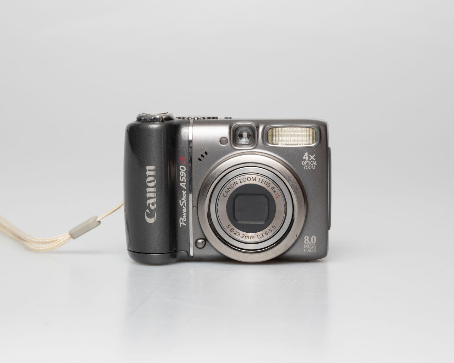 Canon Powershot A590 IS appareil photo numérique avec capteur CCD de 8 MP ; comprend une carte SD de 4 Go + étui (série 752403507)