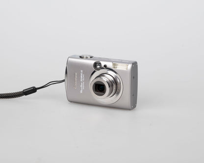 Appareil photo numérique PowerShot SD800 IS Digital ELPH avec carte SD 4 Go + batterie + chargeur + étui