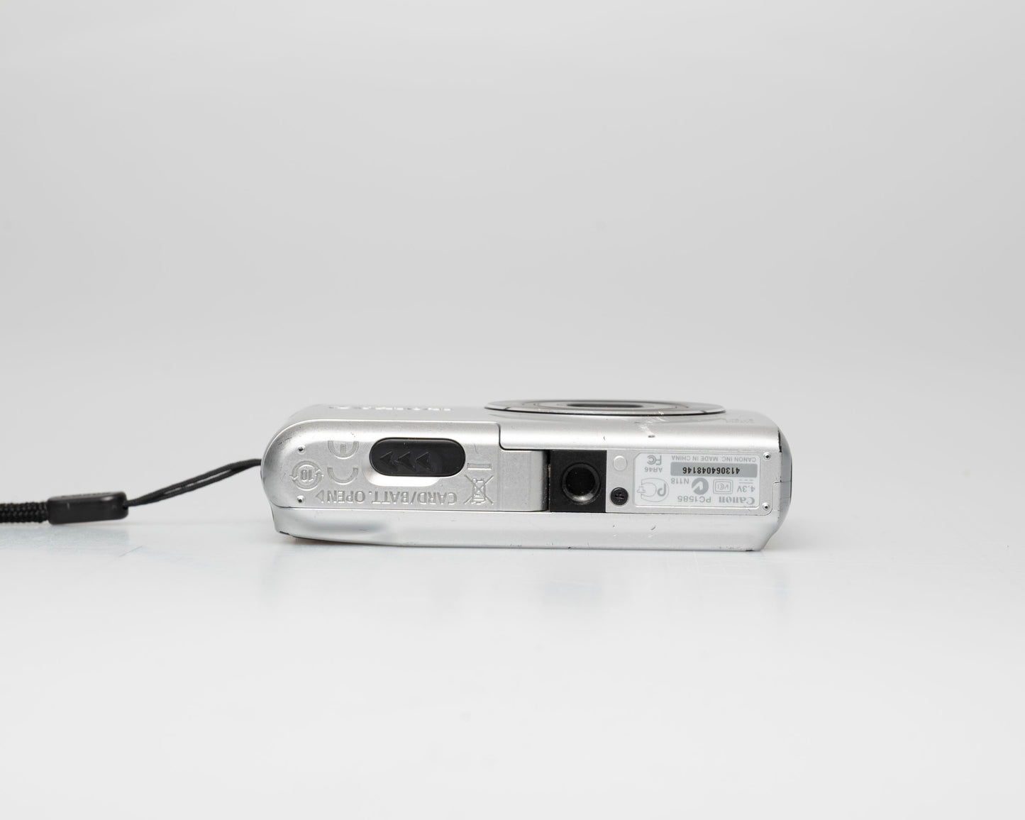Canon Powershot A2200 HD 14.1MP CCD digicam w/ 8GB SD card + battery + charger (serial 403064048146)