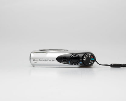 Canon Powershot A2200 HD 14.1MP CCD digicam w/ 8GB SD card + battery + charger (serial 403064048146)