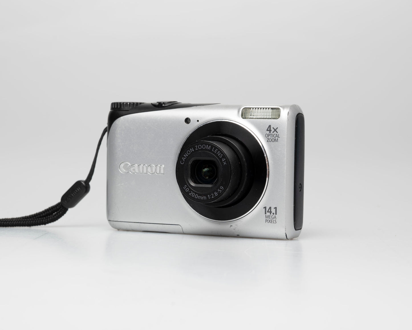 Canon Powershot A2200 HD 14.1MP CCD digicam w/ 8GB SD card + battery + charger (serial 403064048146)