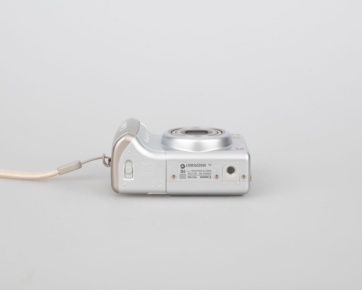 Canon Powershot A530 5MP CCD sensor digicam w/ 2GB SD (uses AA batteries; serial 3052203507)