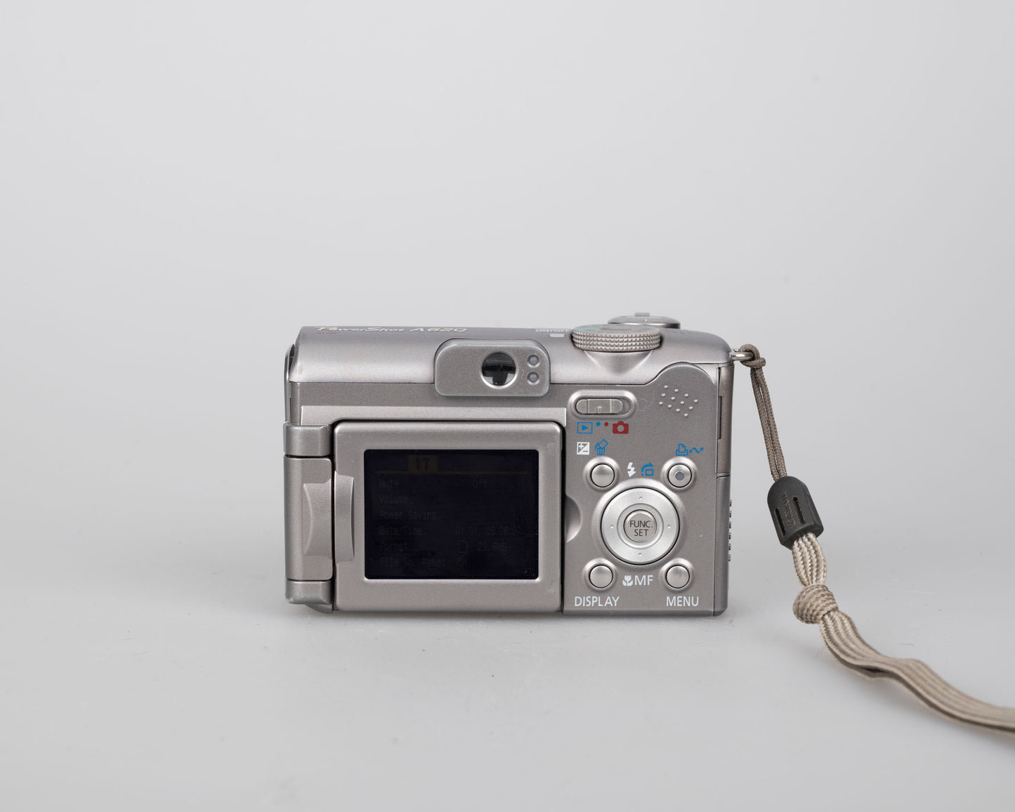 Canon Powershot A620 digicam w/ 7.1 MP CCD sensor; includes 32MB SD card (uses AA batteries)