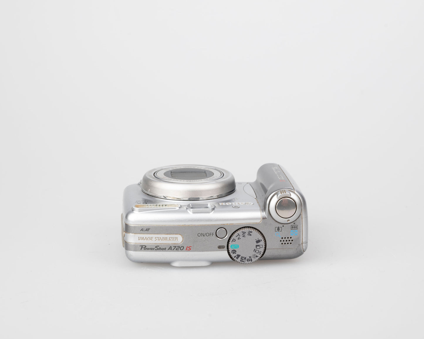 Canon Powershot A720 IS digicam w/ 8 MP CCD sensor (uses AA batteries and SD memory cards)