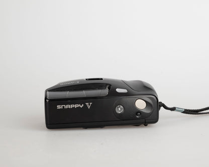 Canon Snappy V 35mm camera w/ case (serial 3007549)
