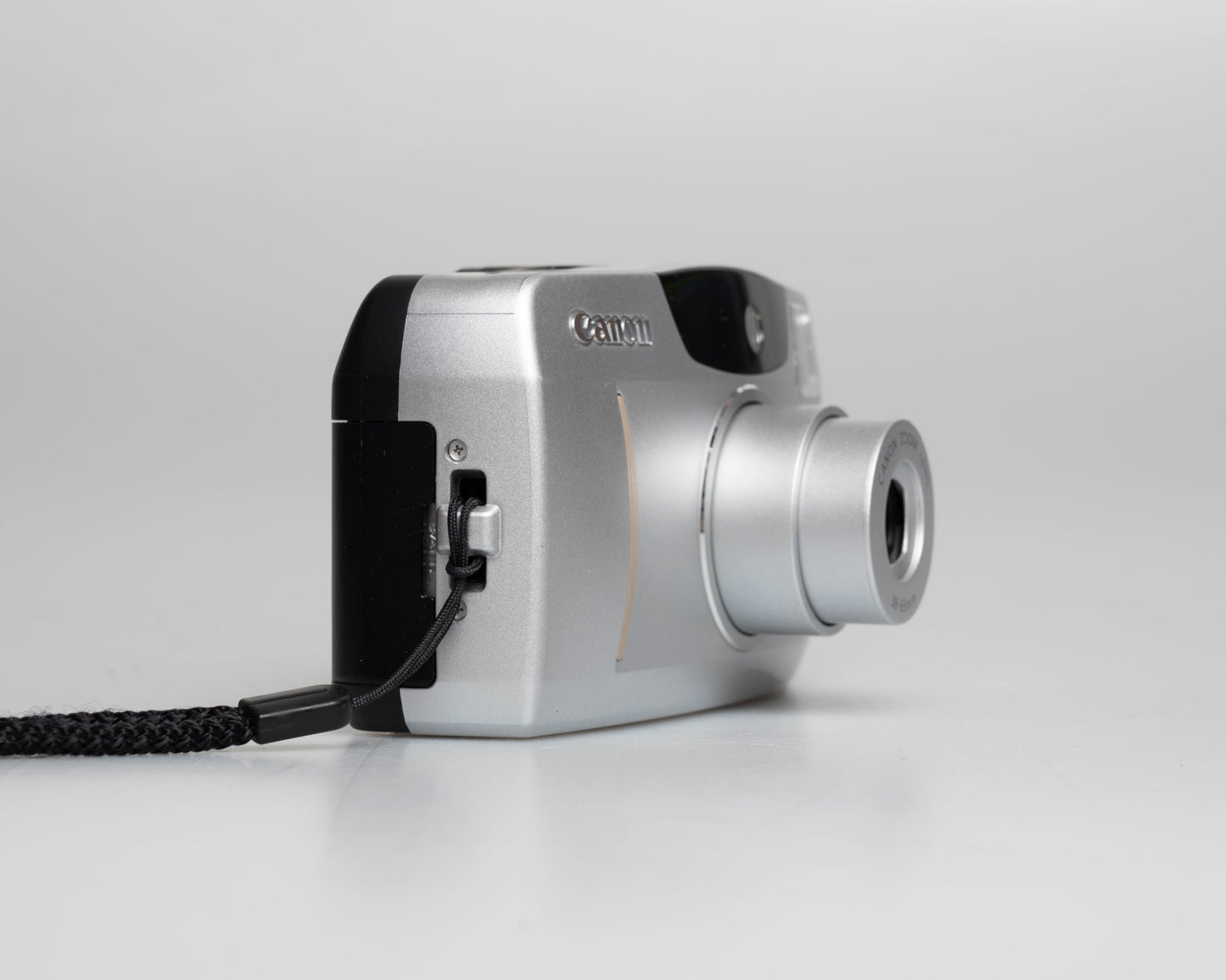 Canon Sure Shot 65 Zoom camera w/ case