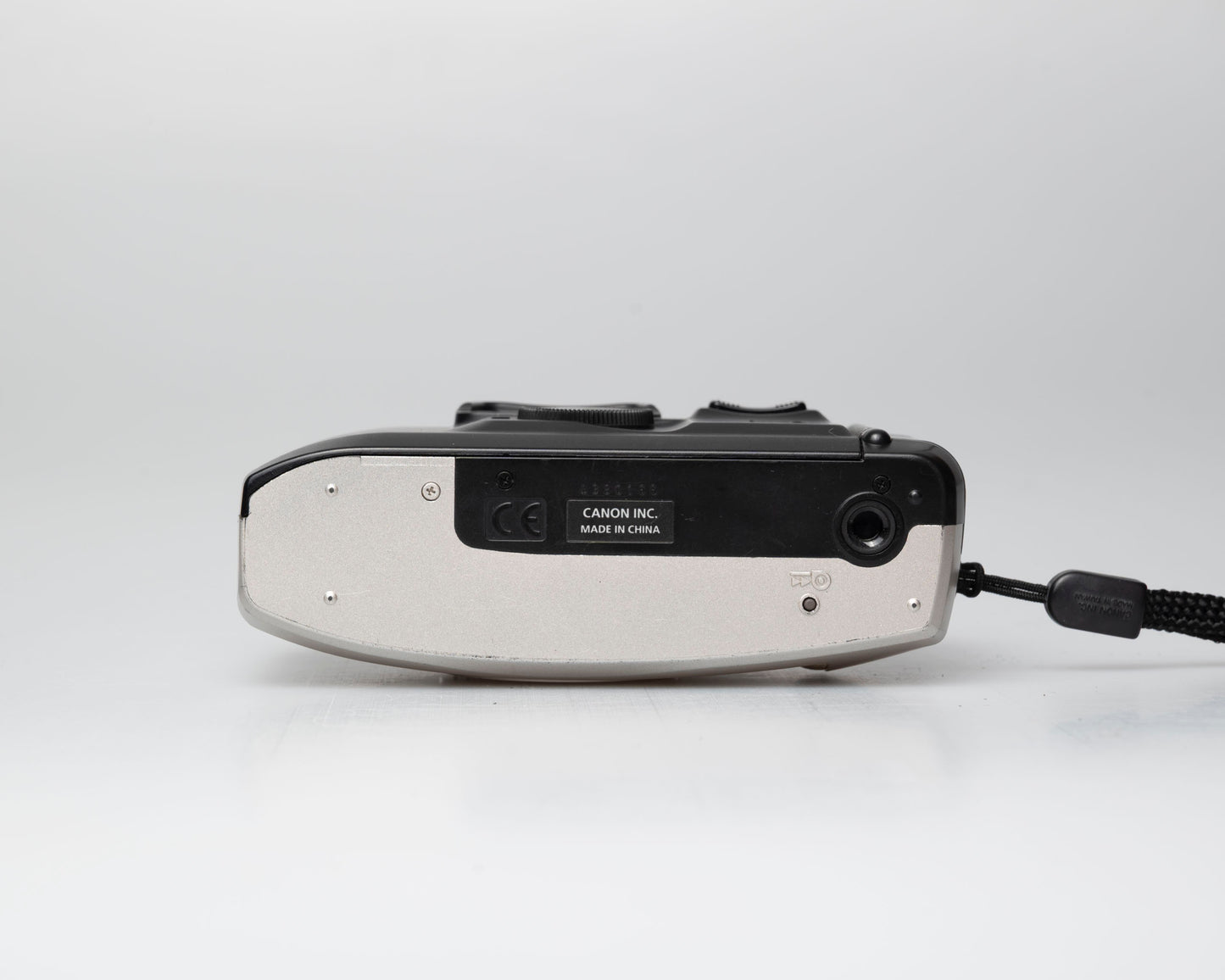 Appareil photo argentique Canon Sure Shot 76 Zoom 35mm avec étui (numéro de série 4380166)
