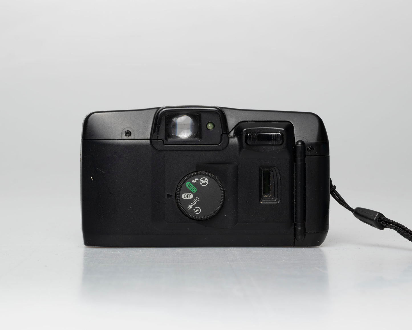 Canon Sure Shot Zoom 76 35mm film camera w/ case (serial 5842071)