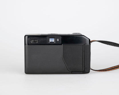 Canon Sure Shot (aka AF35M II or Autoboy 2) 35mm film point-and-shoot w/ case (serial 454680)