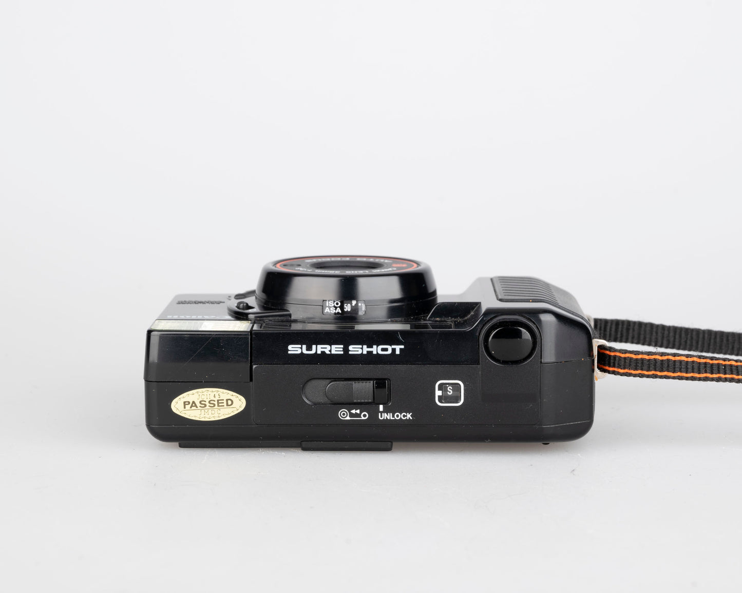Canon Sure Shot (aka AF35M II or Autoboy 2) 35mm film point-and-shoot w/ case (serial 454680)