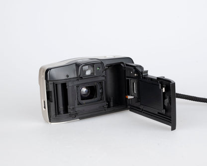 Canon Sure Shot 76 Zoom 35mm film camera (serial 4578520)