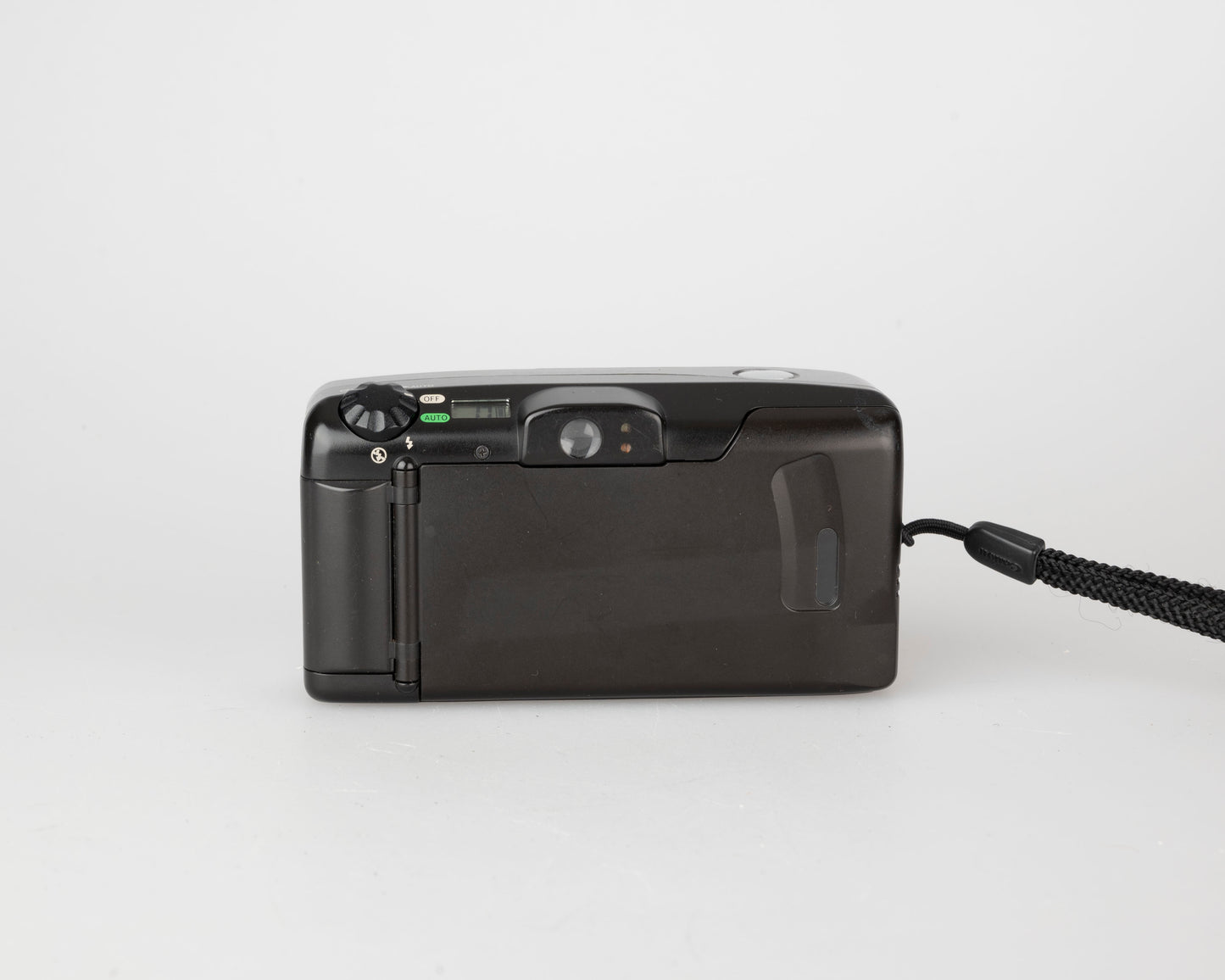 Canon Sure Shot 105 Zoom 35mm film camera (serial 0900585)