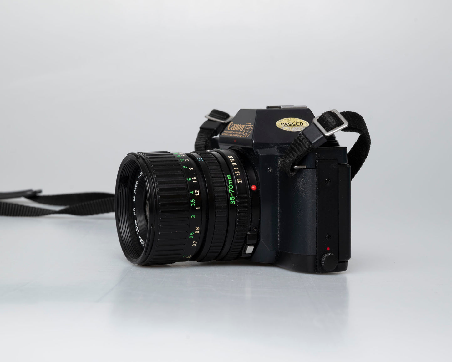Canon T50 appareil photo reflex 35mm avec objectif FD 35-70mm + flash Speedlite 277T + étui toujours prêt (série 1061065)