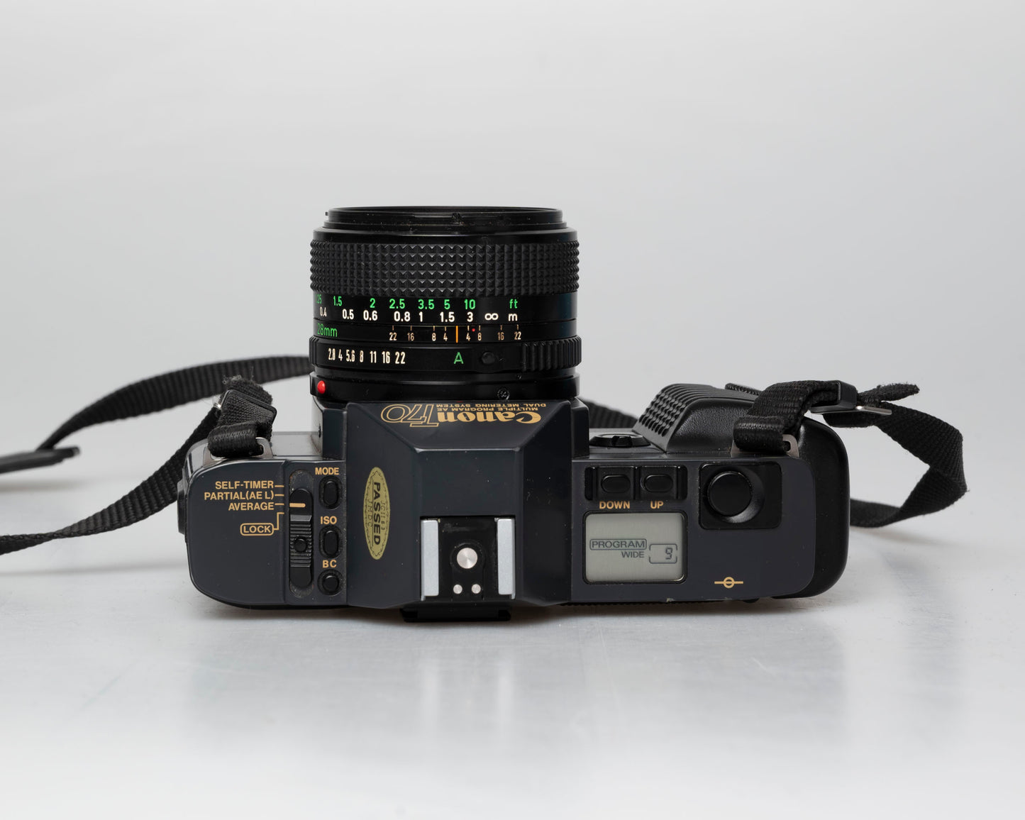Canon T70 35mm SLR with FD 28mm f2.8 lens (serial 1989948) | film🎞tested