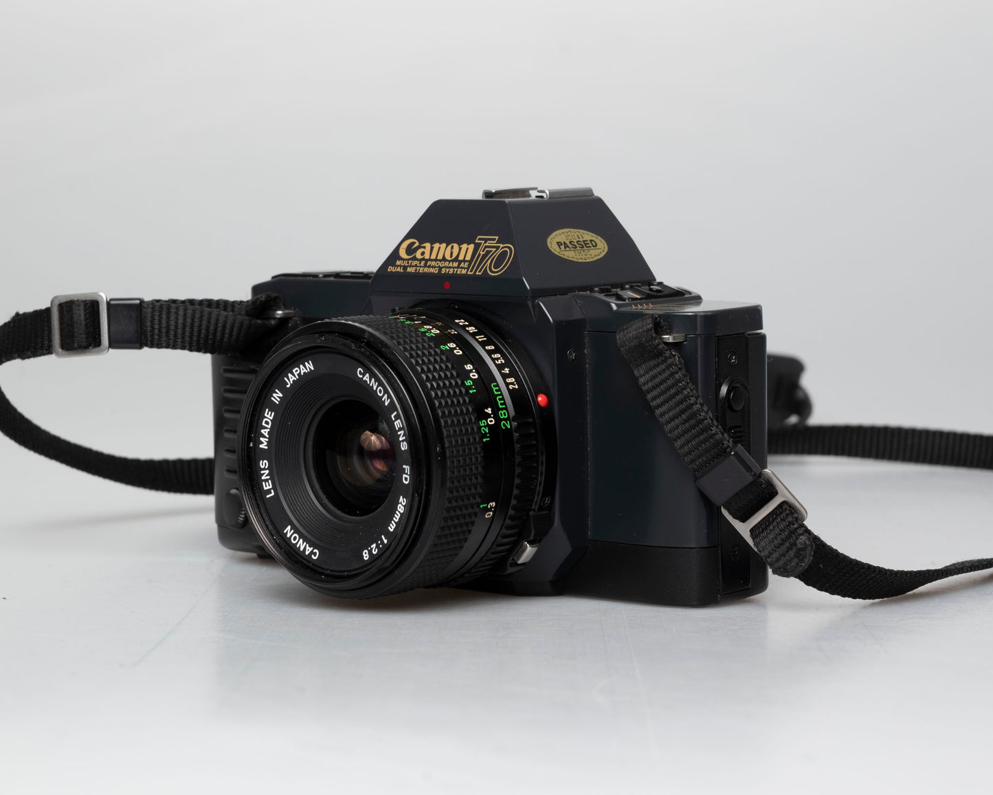 Canon T70 35mm SLR with FD 28mm f2.8 lens (serial 1989948) | film🎞tested