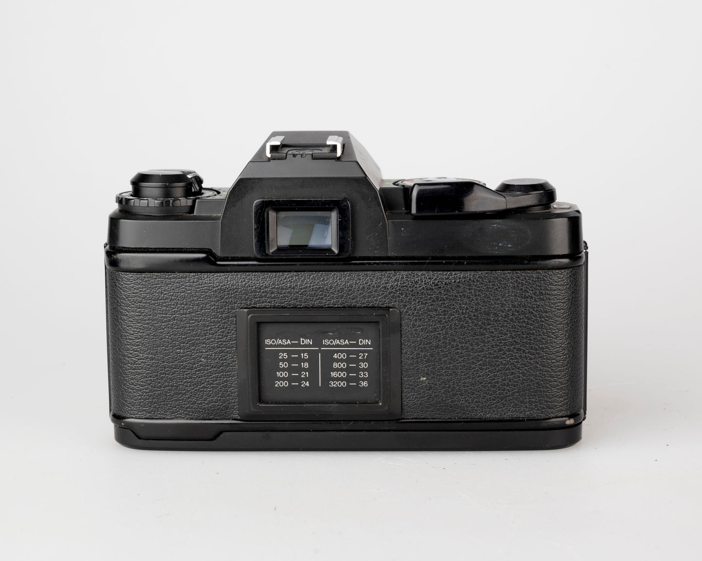 Chinon CG-5 35mm film SLR camera w/ Tokina 28mm lens (serial 324283)