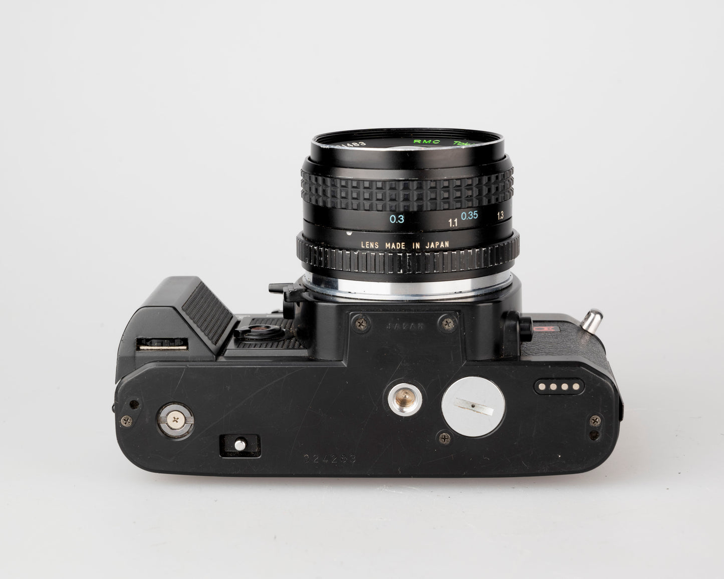 Chinon CG-5 35mm film SLR camera w/ Tokina 28mm lens (serial 324283)