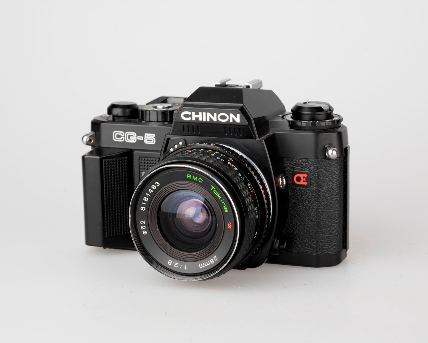 Chinon CG-5 35mm film SLR camera w/ Tokina 28mm lens (serial 324283)