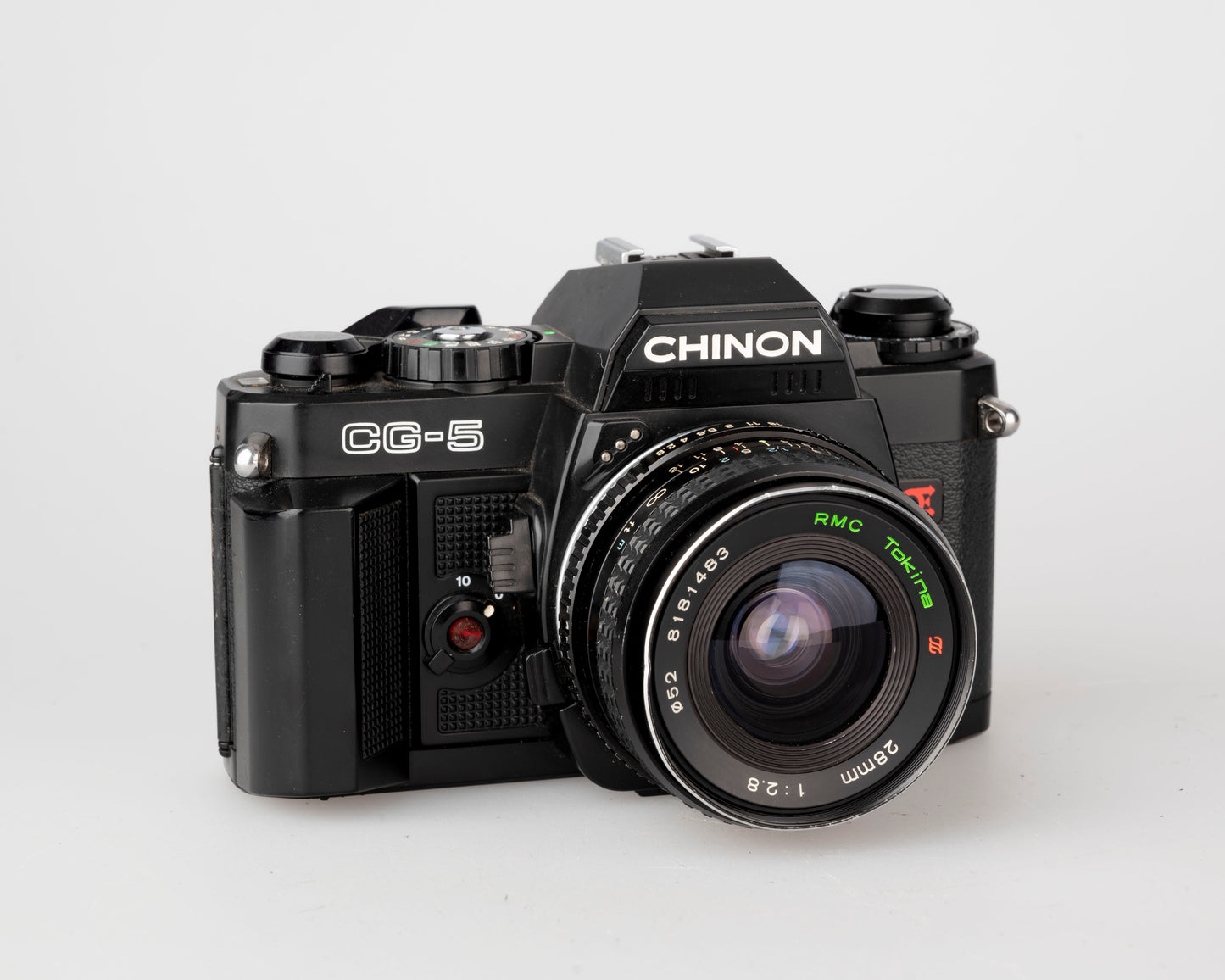 Chinon CG-5 35mm film SLR camera w/ Tokina 28mm lens (serial 324283)