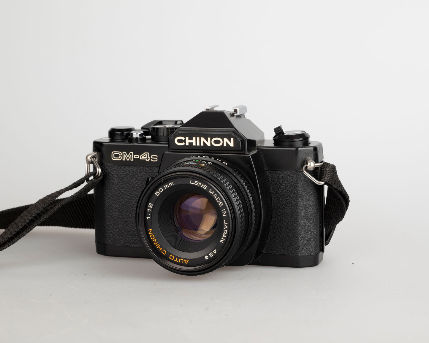 Chinon CM-4s 35mm film SLR camera w/ 50mm f1.9 lens + ever-ready case (serial 359792)