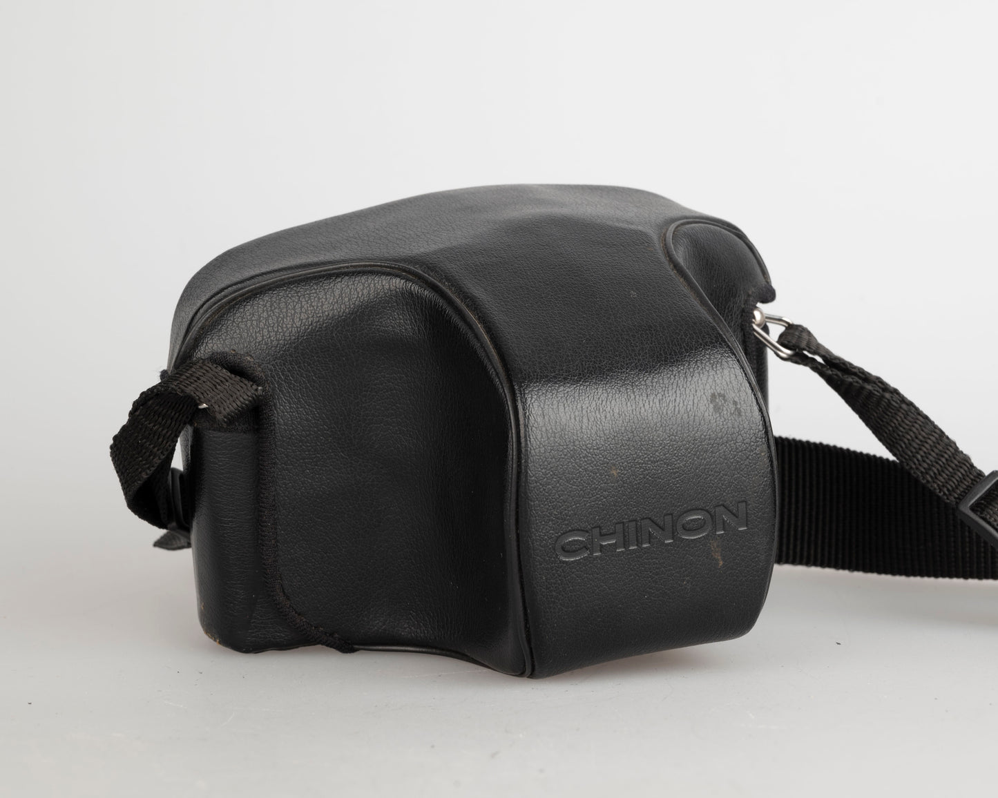 Chinon CM-4s 35mm film SLR camera w/ 50mm f1.9 lens + ever-ready case (serial 359792)