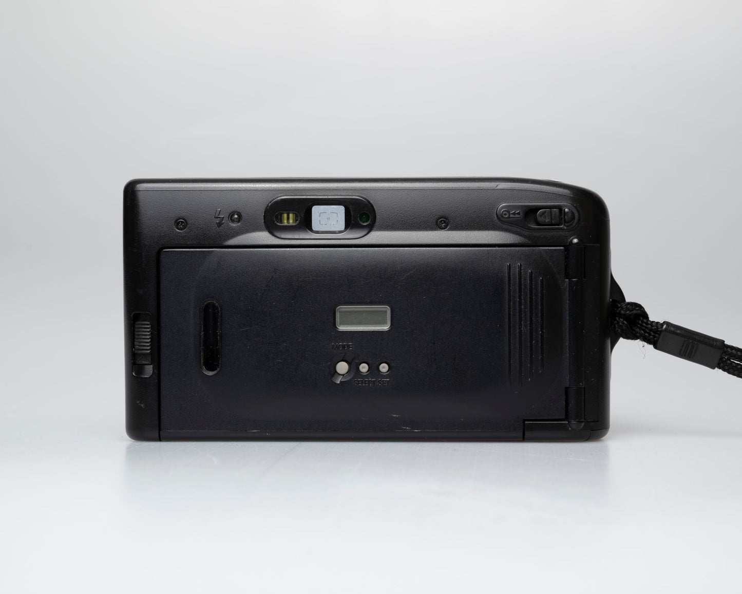 Fuji DL-90 35mm film camera (serial 10222971)