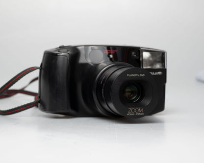 Fuji FZ-2000 Zoom 35mm camera (serial 21112237)