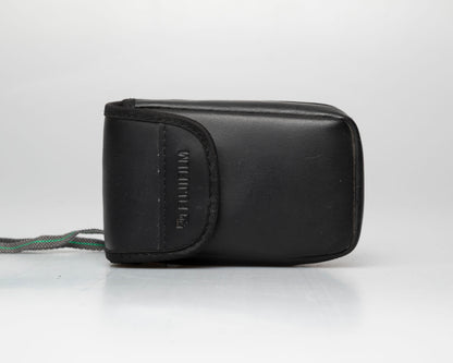 Fujifilm Clear Shot 60 AF 35mm film camera w/ case (serial 4054499)