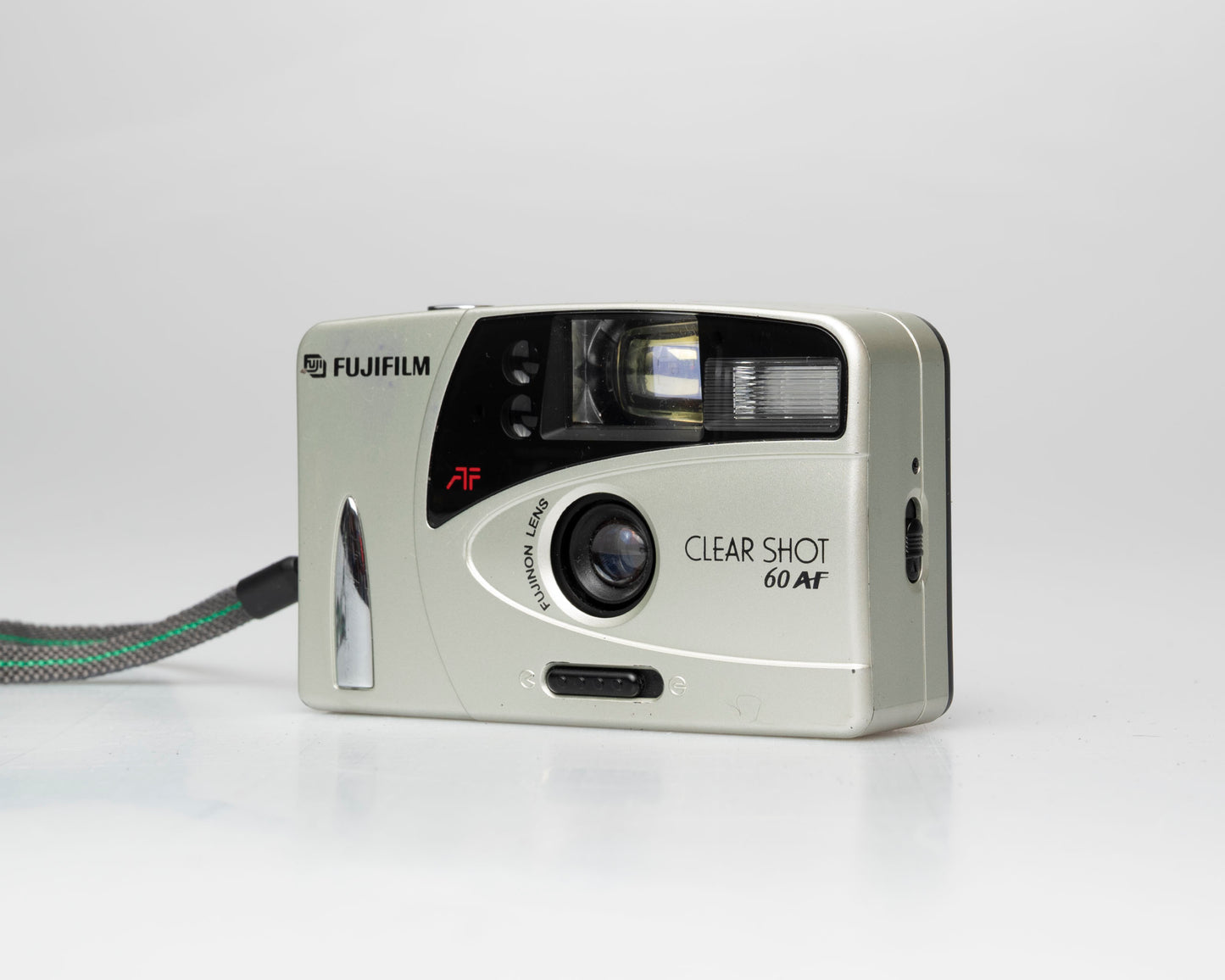 Fujifilm Clear Shot 60 AF 35mm film camera w/ case (serial 4054499)